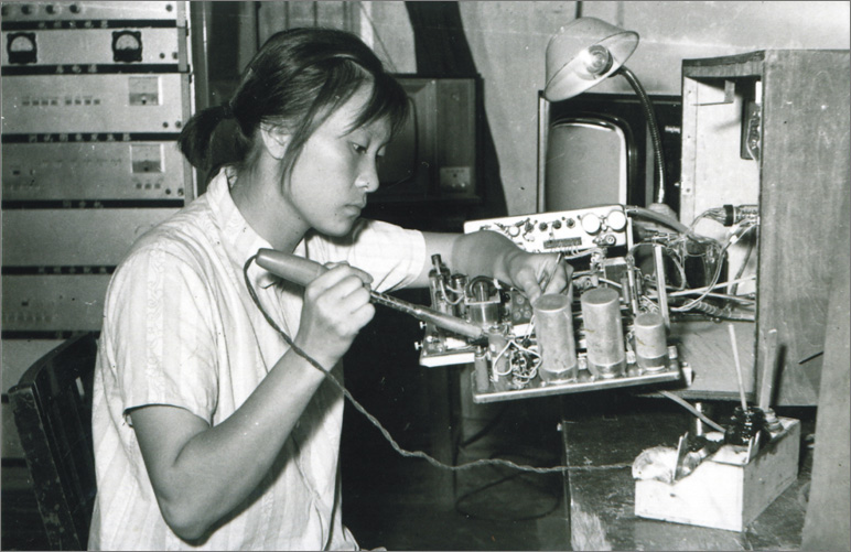 1970年，中國誕生第一臺彩色電視機(jī)，數(shù)年之后，長虹才開始電視機(jī)的研制