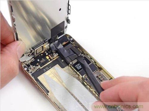 土豪金iPhone 5S拆解：內(nèi)部結(jié)構(gòu)升級，維修難度增加