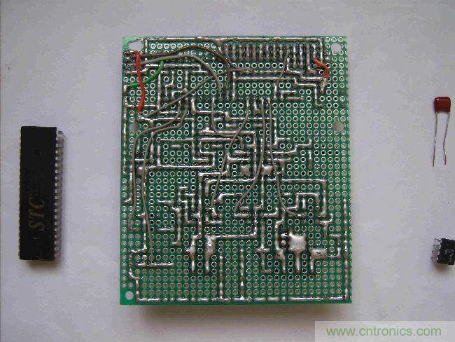 DIY集電容、電感和頻率為一體的測量儀器