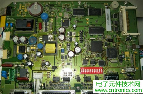 觸摸屏售價(jià)過萬？一臺(tái)工控設(shè)備觸摸屏拆解
