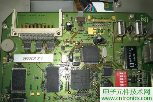 觸摸屏售價(jià)過萬？一臺(tái)工控設(shè)備觸摸屏拆解