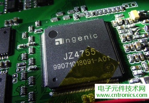 探秘電子紙！一款電紙書的電子墨水屏拆解