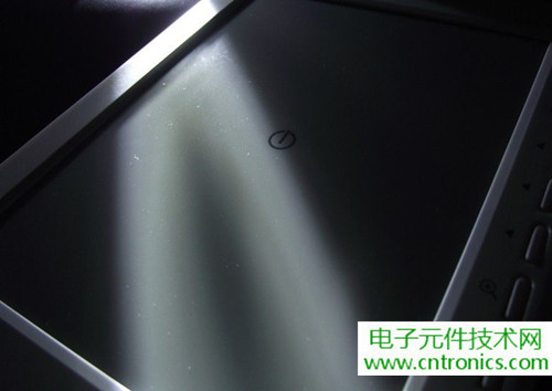 探秘電子紙！一款電紙書的電子墨水屏拆解