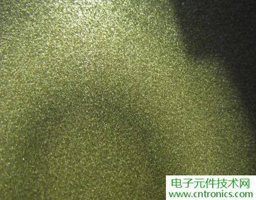探秘電子紙！一款電紙書的電子墨水屏拆解