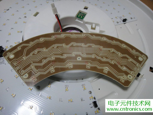 高端大氣上檔次！智能遙控調(diào)光LED吸頂燈拆解