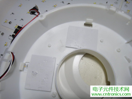 高端大氣上檔次！智能遙控調(diào)光LED吸頂燈拆解
