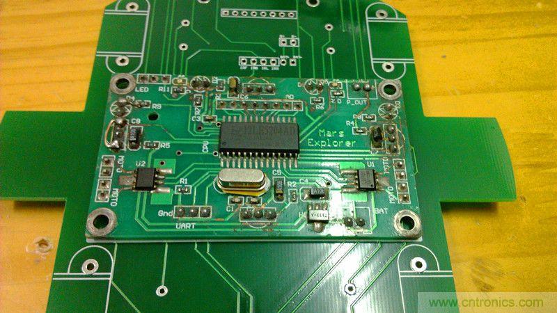牛人力作！PCB版藍(lán)牙智能小車DIY
