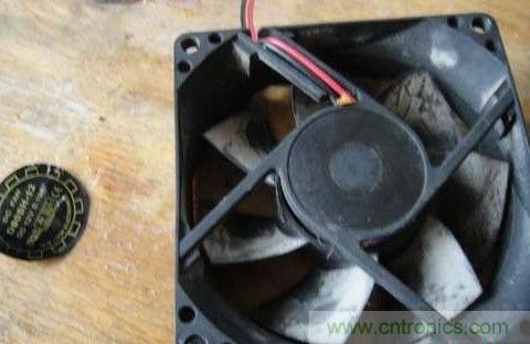 創(chuàng)意DIY！迷你風力發(fā)電機！