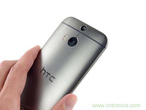 牛人強(qiáng)拆！新HTC One(M8)真機(jī)精密做工難修理