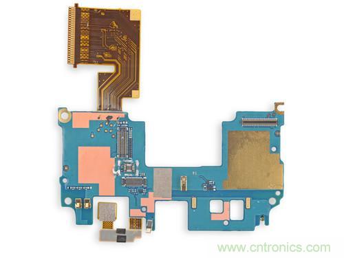 牛人強(qiáng)拆！新HTC One(M8)真機(jī)精密做工難修理