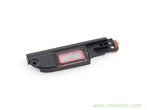 牛人強(qiáng)拆！新HTC One(M8)真機(jī)精密做工難修理