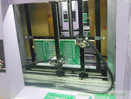 PCB板飛針測試，檢查板子是否有短路或者短路