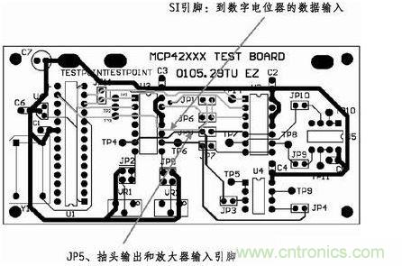 這是對(duì)圖2所示電路的第一次布線嘗試。此配置在模擬線路上產(chǎn)生不規(guī)律的噪聲，這是因?yàn)樵谔囟〝?shù)字走線上的數(shù)據(jù)輸入碼隨著數(shù)字電位器的編程需求而改變。