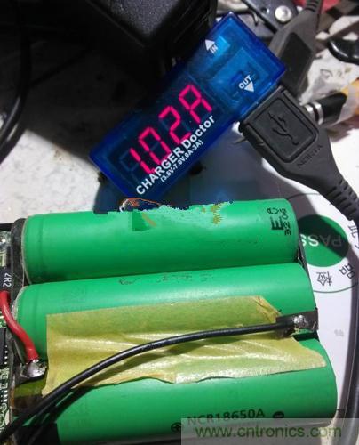 一拆便知！移動電源充電電流如何改造？