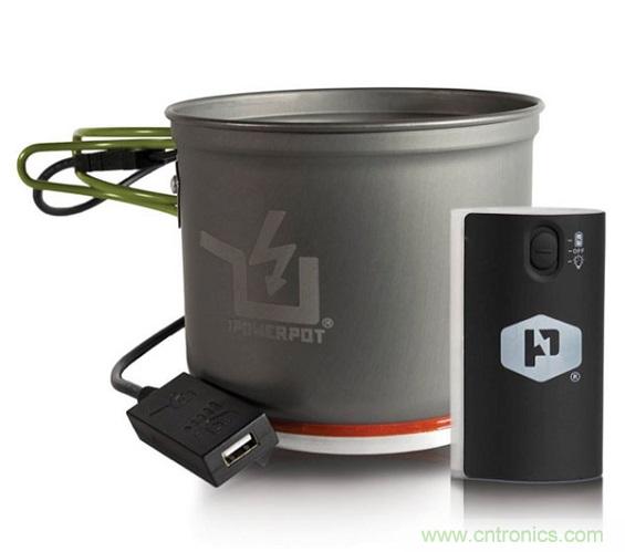 圖6：Powerpot設(shè)備利用熱源發(fā)電，使用者能一邊烹煮食物一邊為移動(dòng)設(shè)備充電。