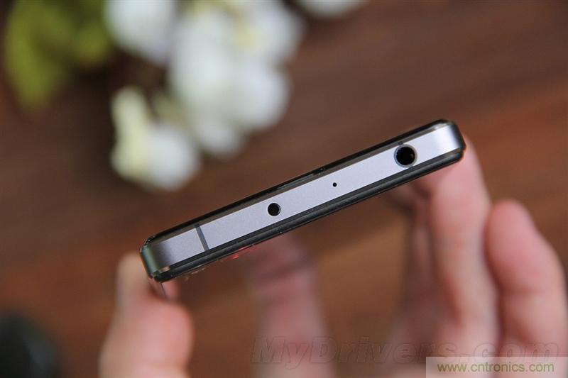 無(wú)邊框的 nubia Z9 ，一款既有驚喜，又有驚艷的智能手機(jī)