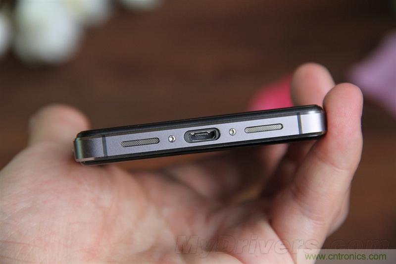 無(wú)邊框的 nubia Z9 ，一款既有驚喜，又有驚艷的智能手機(jī)