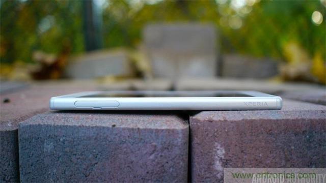 傳奇索尼，憑借Sony Xperia Z5能否在移動(dòng)市場(chǎng)奪得一席之地？