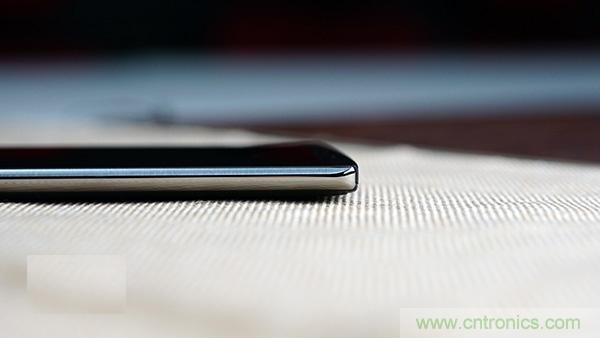 業(yè)界良心 LG V10 評測:剛毅、冷峻，不失人性化