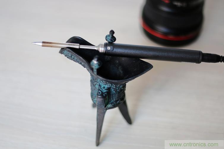一款能喚起 70 后工程師朋友“童年趣事”的迷你電烙鐵！
