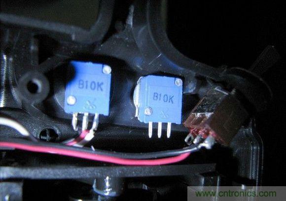 無人機(jī) DIY 制作全過程，酷得不要不要的！