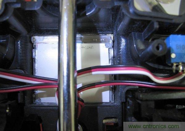 無人機(jī) DIY 制作全過程，酷得不要不要的！