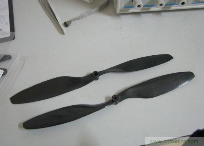 無人機(jī) DIY 制作全過程，酷得不要不要的！