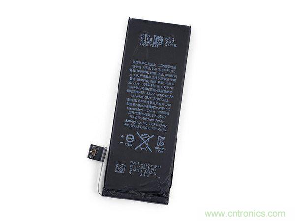 有什么地方?jīng)]有變？iPhone SE真機(jī)拆解