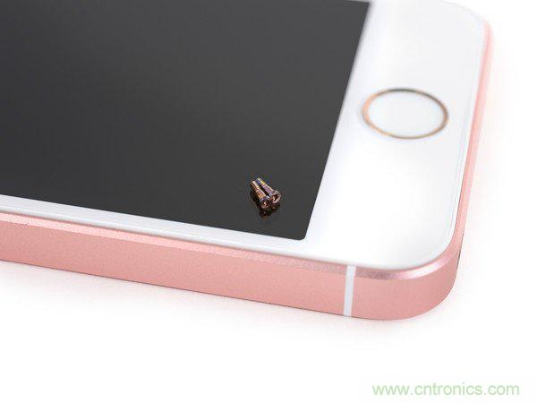 有什么地方?jīng)]有變？iPhone SE真機(jī)拆解