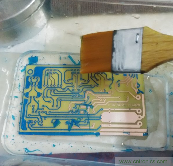 嘗試了四次PCB制作， 最后一發(fā)算是成功了