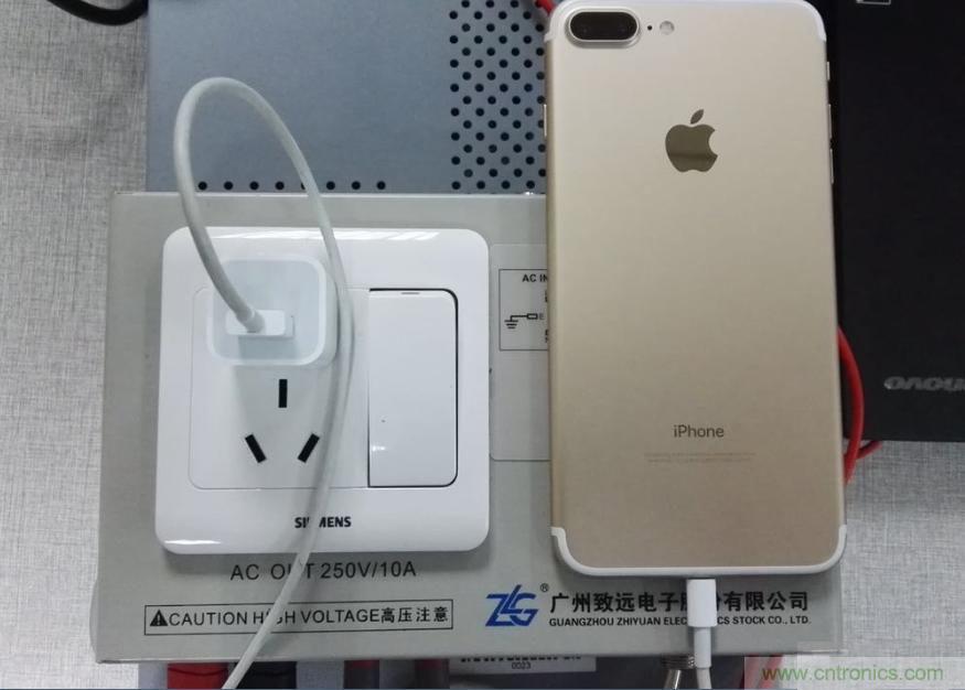 “瘋7”手機(jī)充電實(shí)測(cè)：為何沿用傳統(tǒng)充電模式？