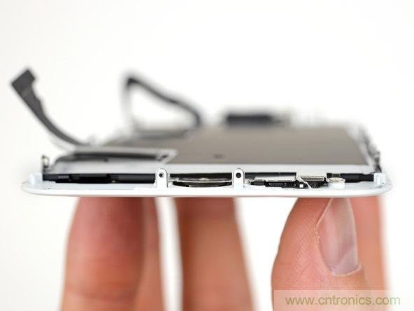 iPhone 8首拆：無線充電版本的iPhone 7？