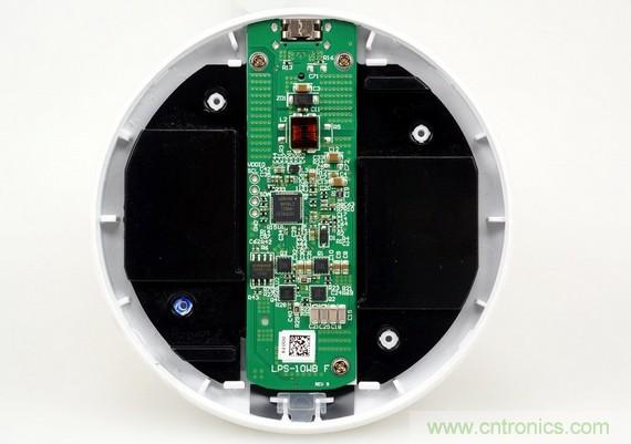 拆解對比：系出同門，小米、紫米無線充電器的差別有多大？