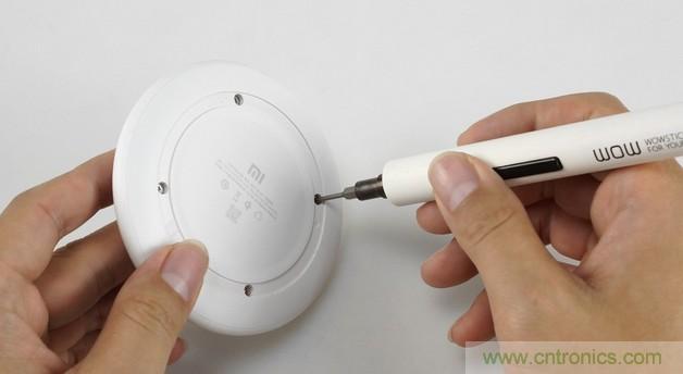 拆解對比：系出同門，小米、紫米無線充電器的差別有多大？