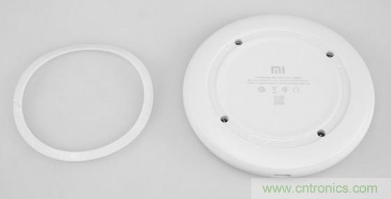 拆解對比：系出同門，小米、紫米無線充電器的差別有多大？