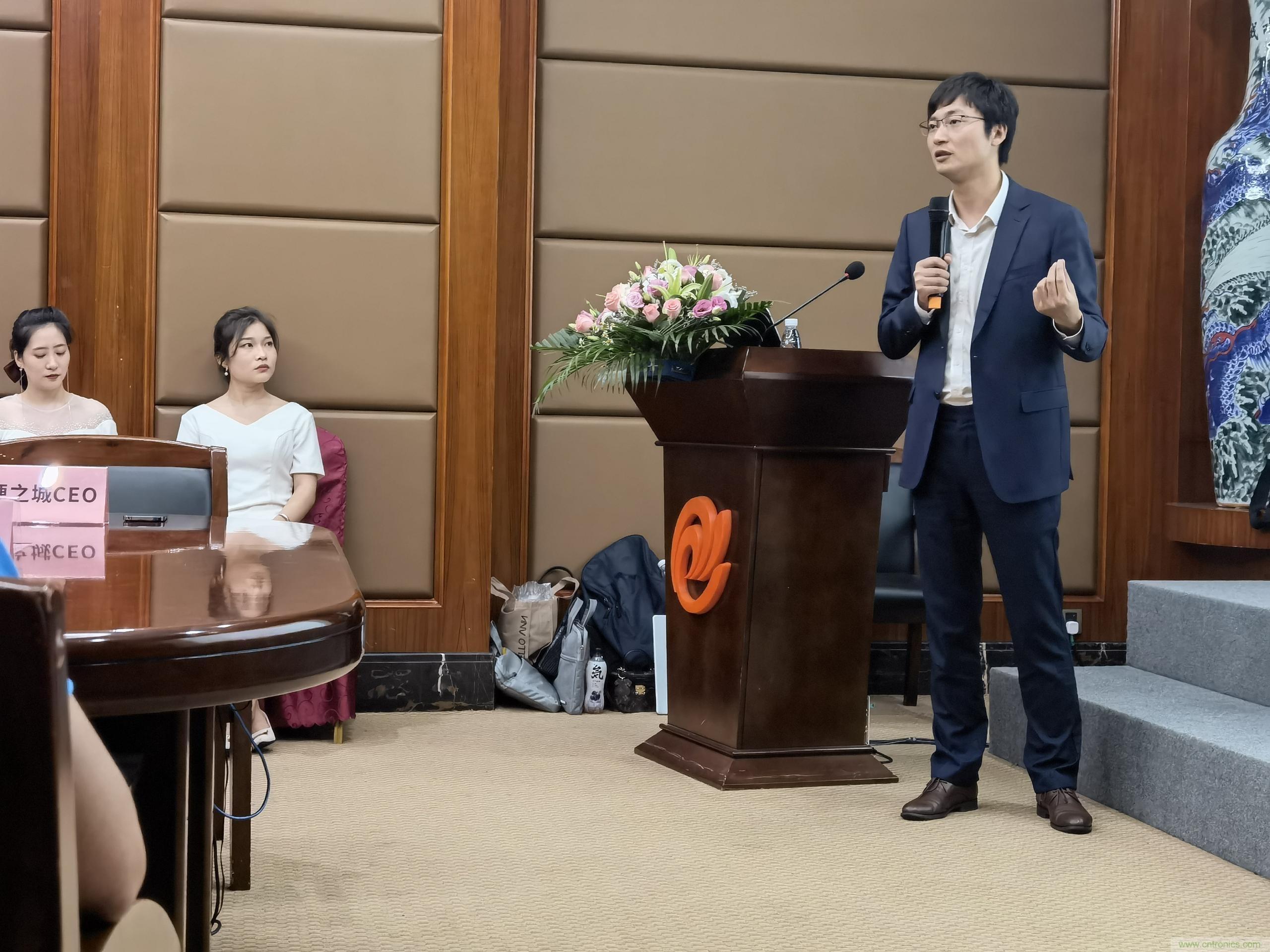硬之城品牌·業(yè)務(wù)升級，聯(lián)合多家銀行助力產(chǎn)業(yè)發(fā)展