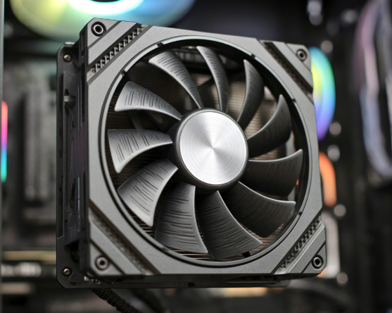 CPU總是過熱降頻？工程師教你只看這5個(gè)核心參數(shù)，選出高性價(jià)比靜音風(fēng)扇